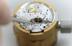 萧邦手表经常偷停